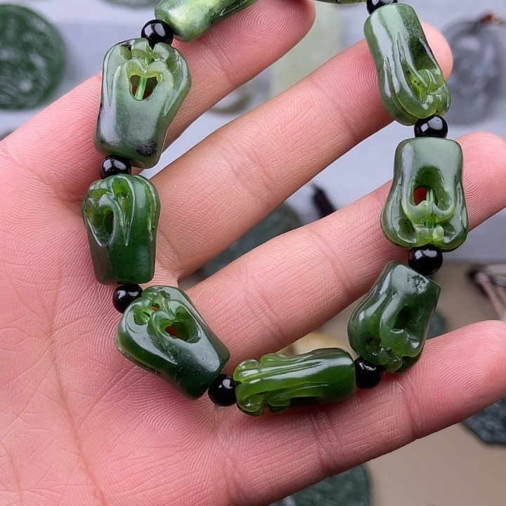 和田玉手串未镶嵌