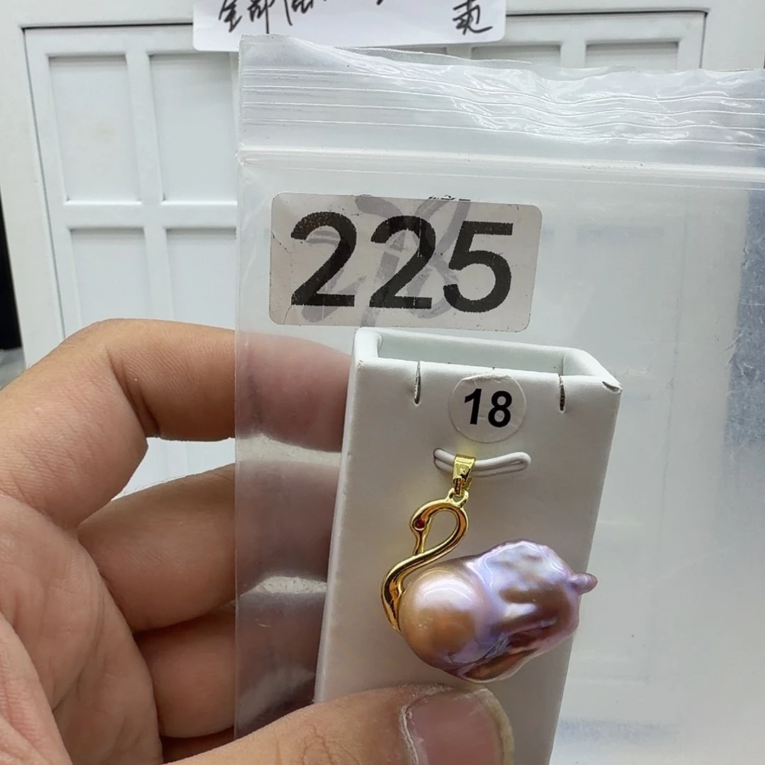 淡水珍珠颈饰合金