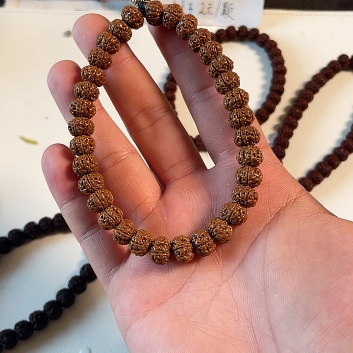 金刚菩提手串老树王9尺寸就一条