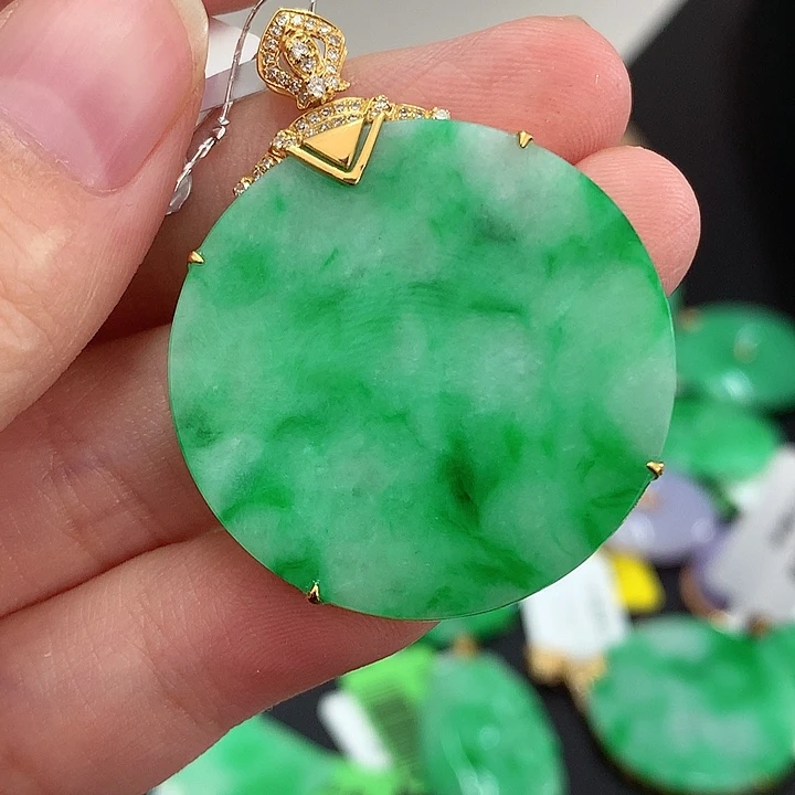 翡翠18K金镶嵌吊坠(不含链)