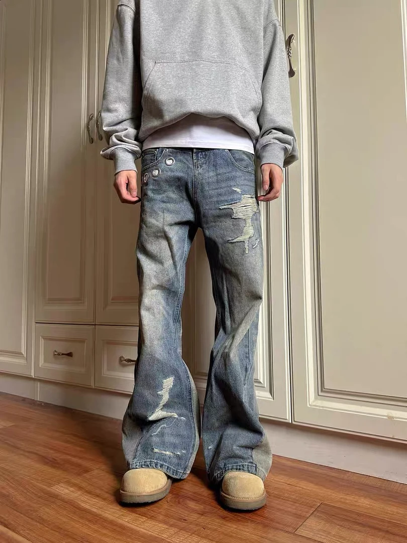 2025美式复古水洗牛仔裤割破设计小众做旧宽松微喇破洞牛仔裤男