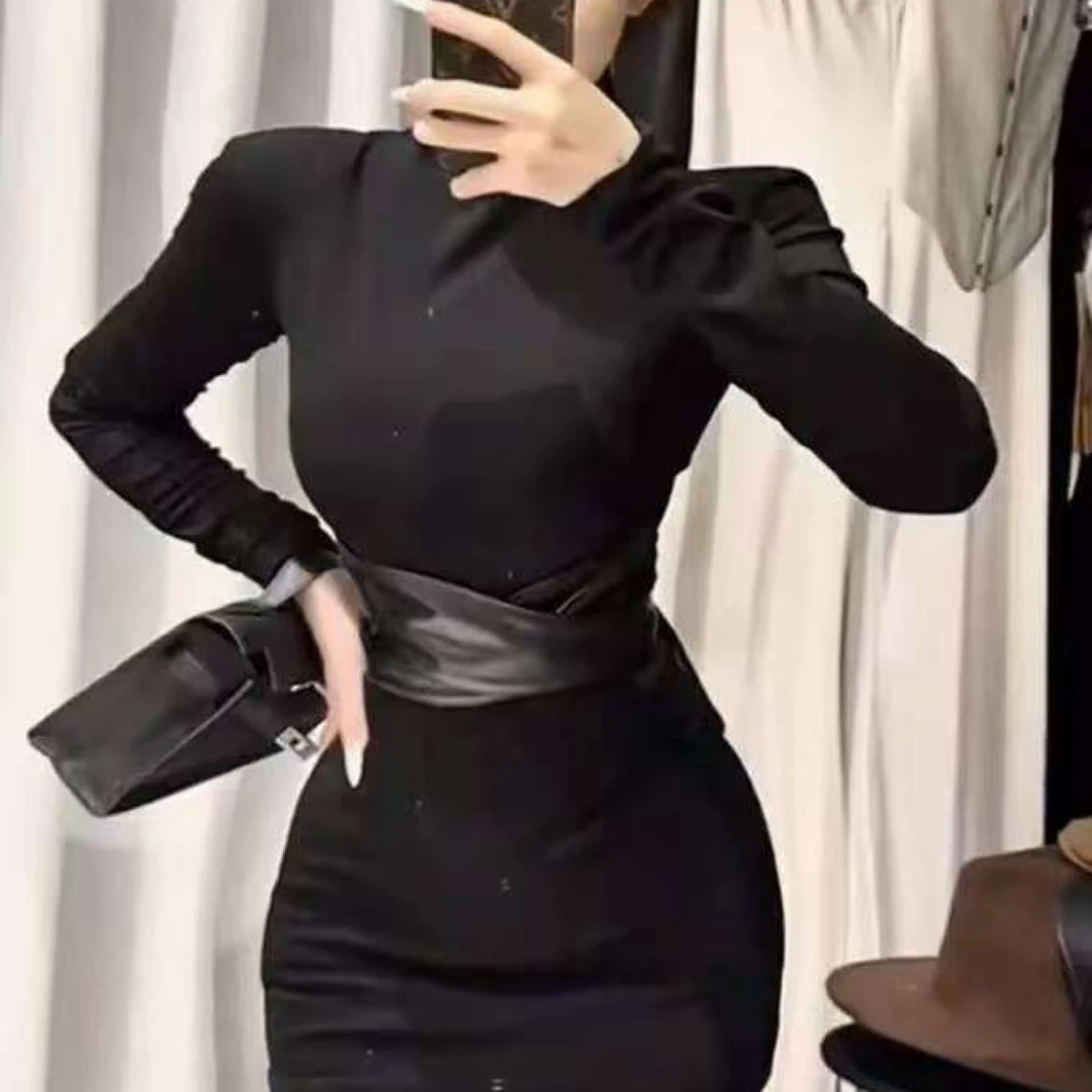 依依家7023赫本风半高领修身显瘦收腰性感包臀内搭打底连衣裙秋冬
