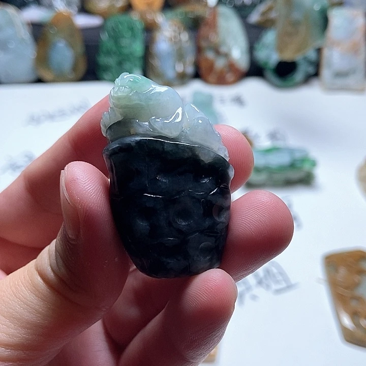 翡翠未镶嵌颈饰翡翠a货