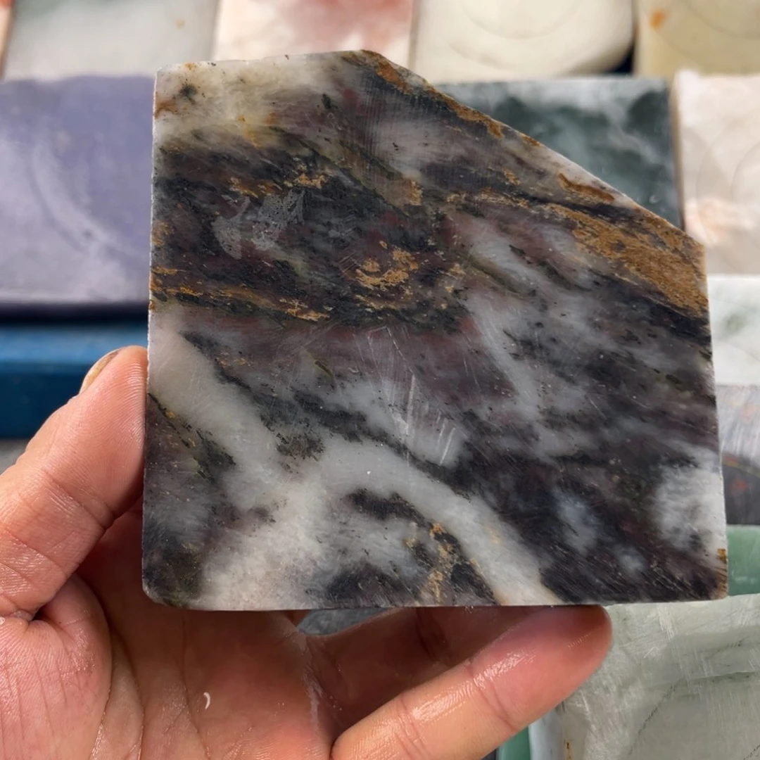 未镶嵌定制石英岩玉三彩草花