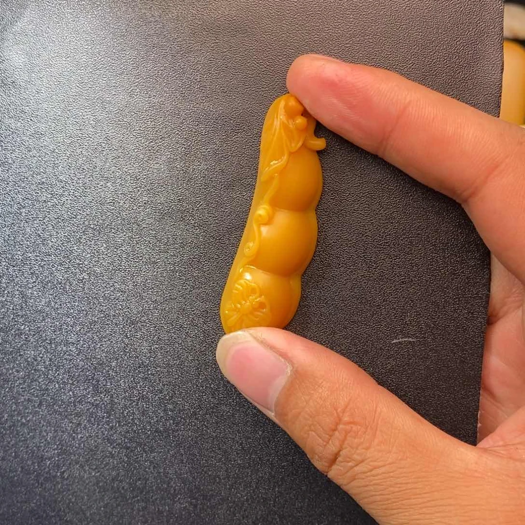 石英质玉颈饰未镶嵌王*正