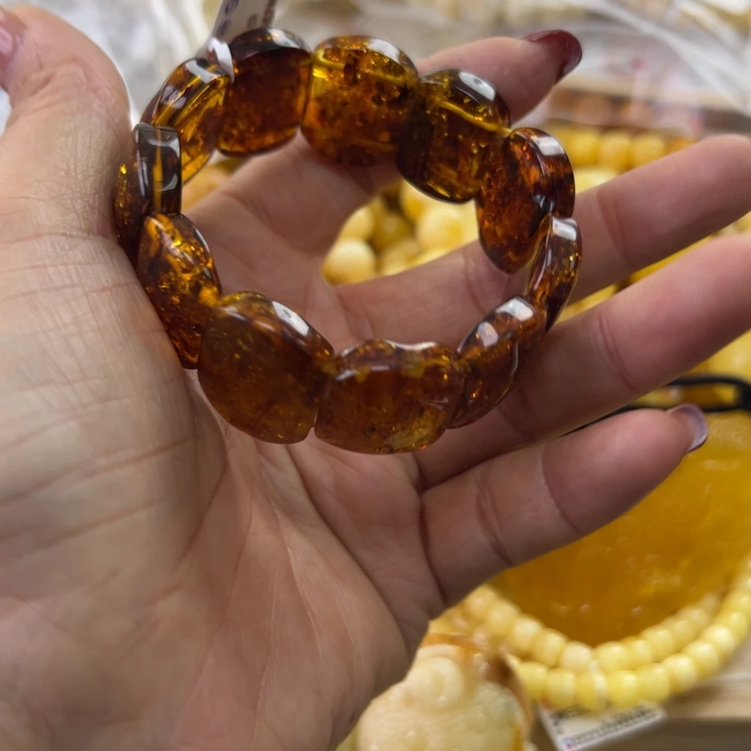 琥珀珠宝奇石未镶嵌