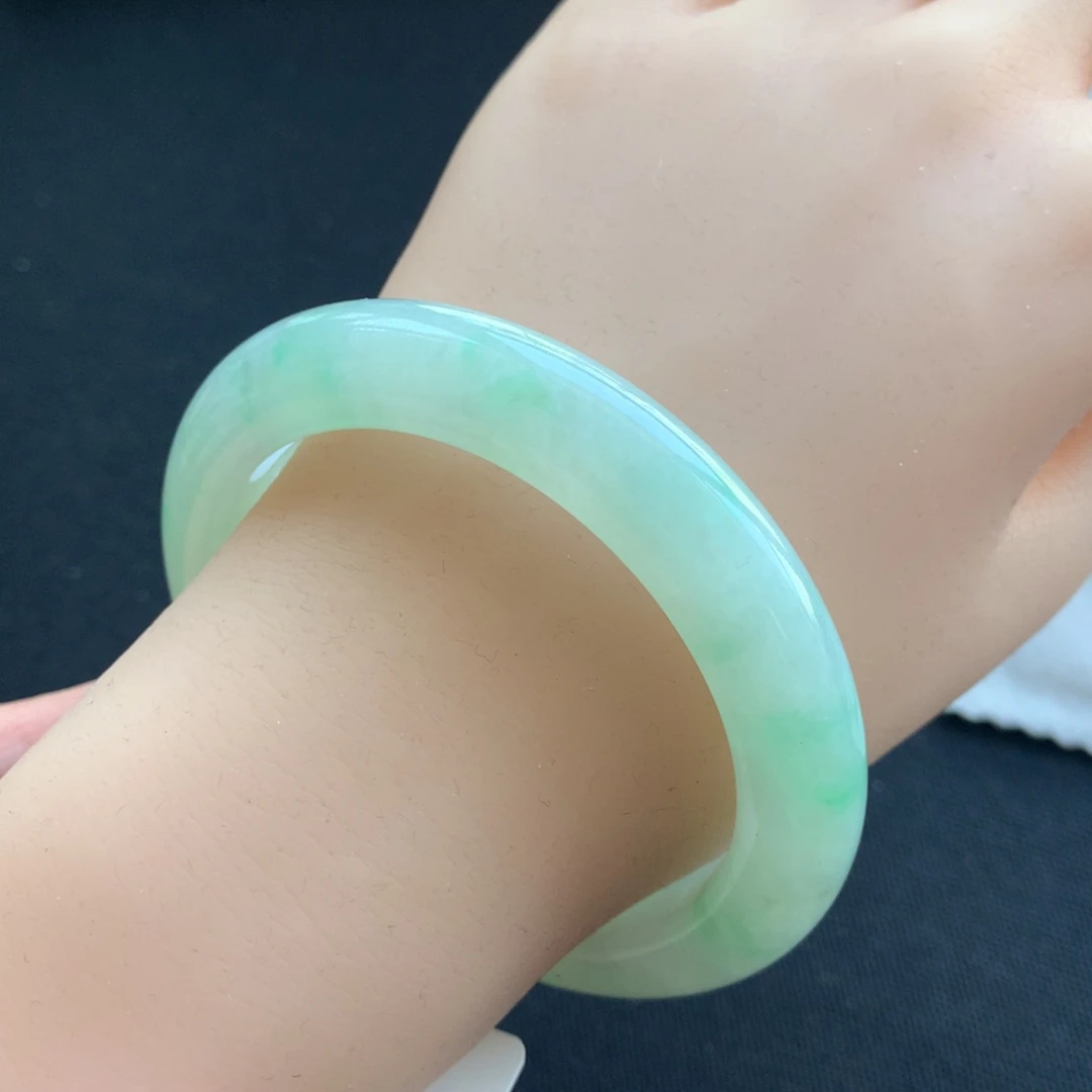 翡翠未镶嵌手镯33号57正