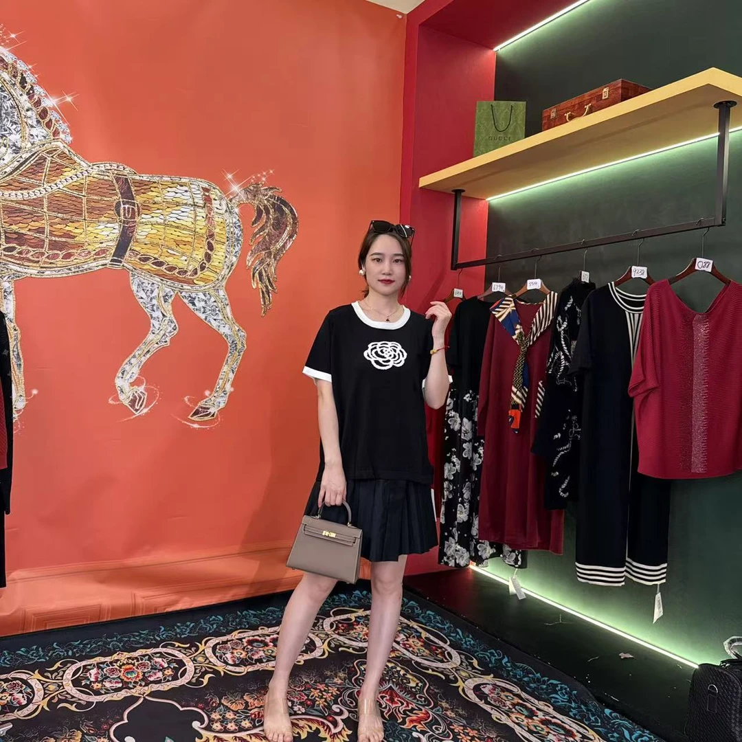 301多金贵妇既视感显瘦透气遮肉连衣裙女