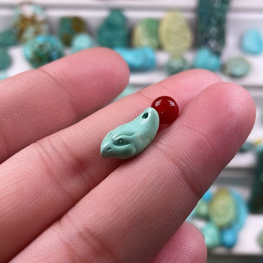 南红玛瑙未镶嵌颈饰