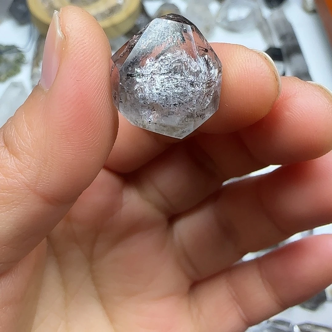水晶未镶嵌珠宝半成品