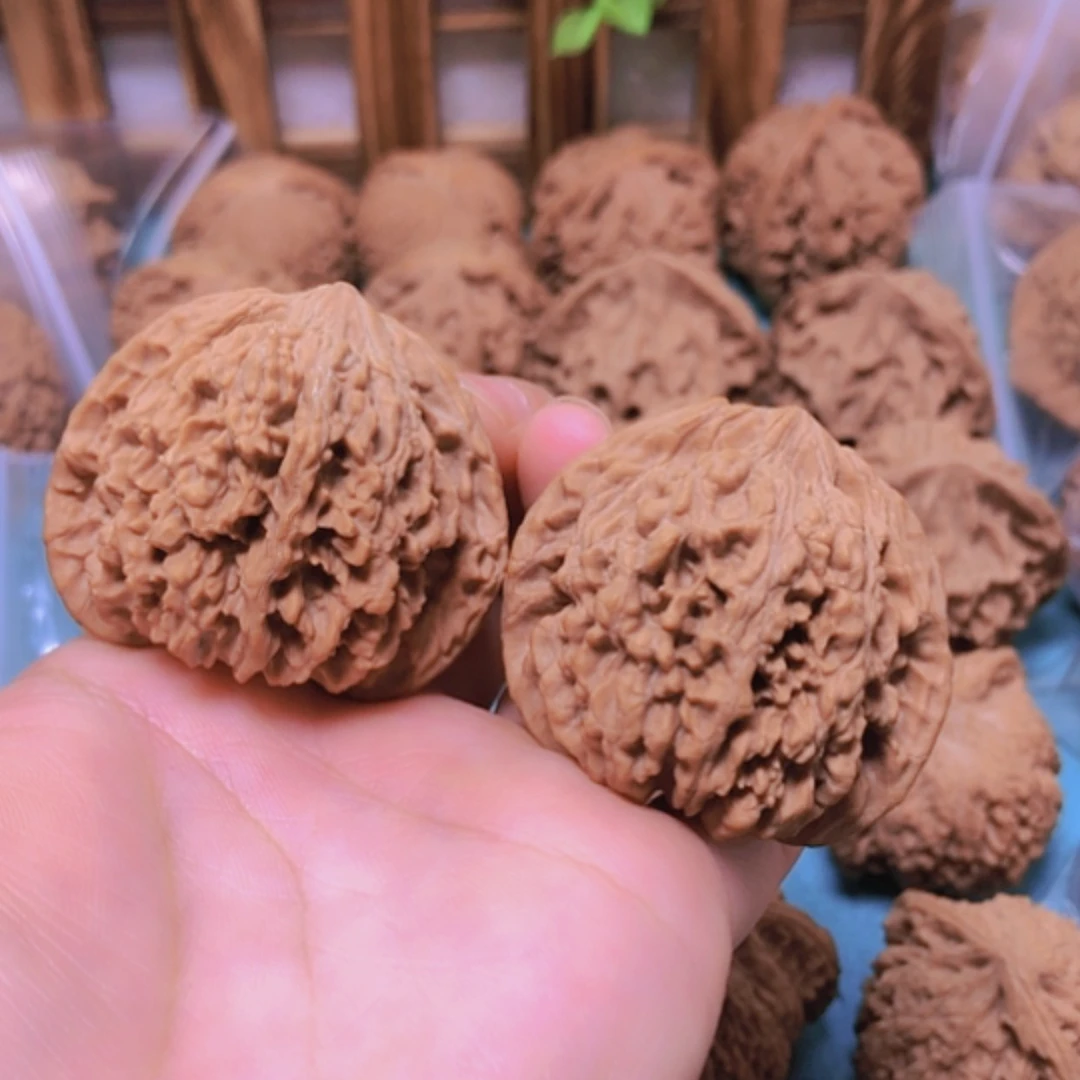 【闪购商品】摆件核桃43满天星全品磕尖