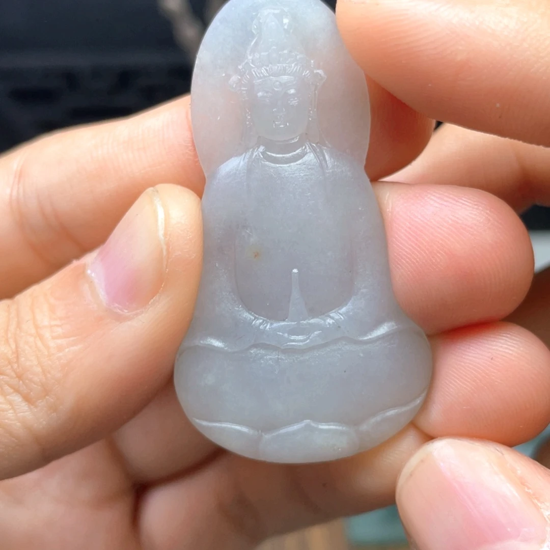 定制翡翠未镶嵌素衣观音