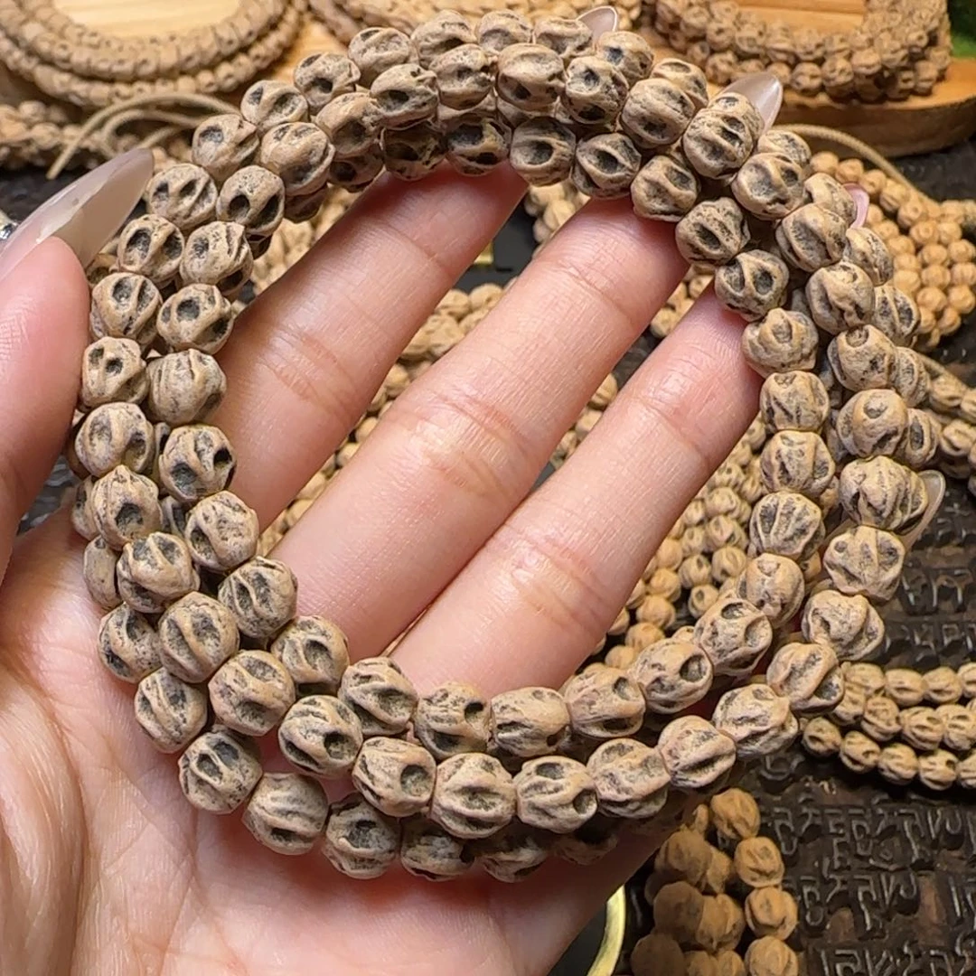 柏香籽/百香籽吊坠绯
