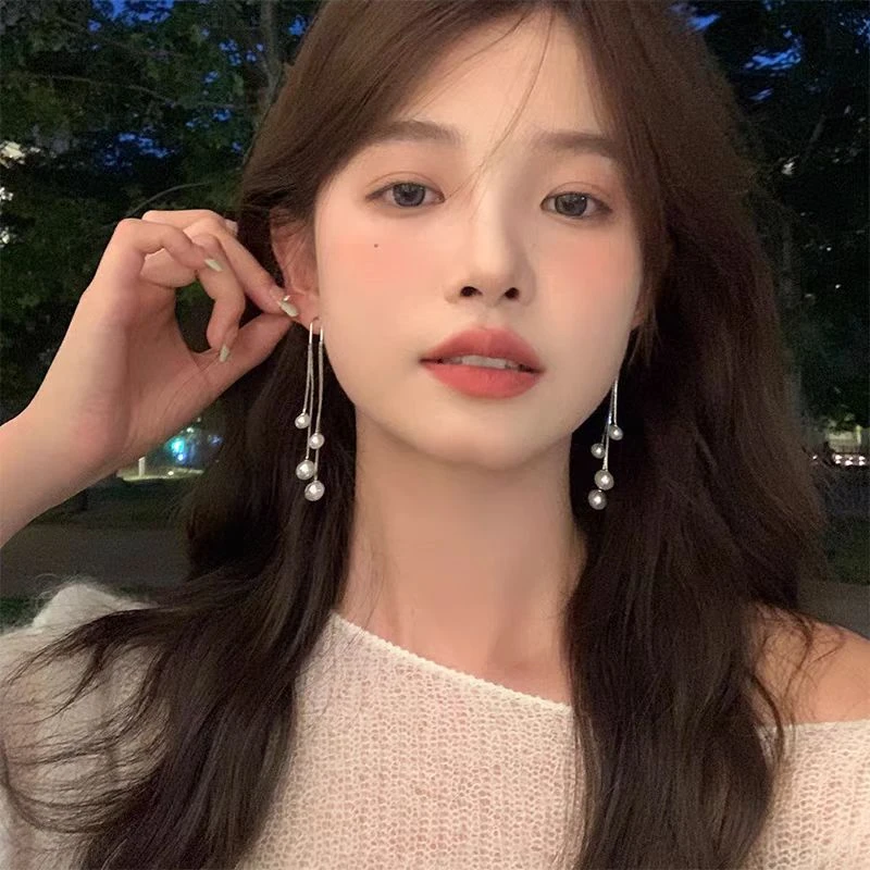 铜合金耳饰 高级感长款流苏耳环气质百搭时尚简约轻奢耳钉N2362