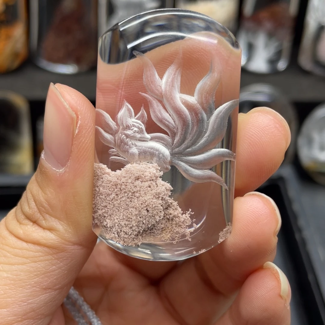 水晶吊坠未镶嵌心*?九尾狐