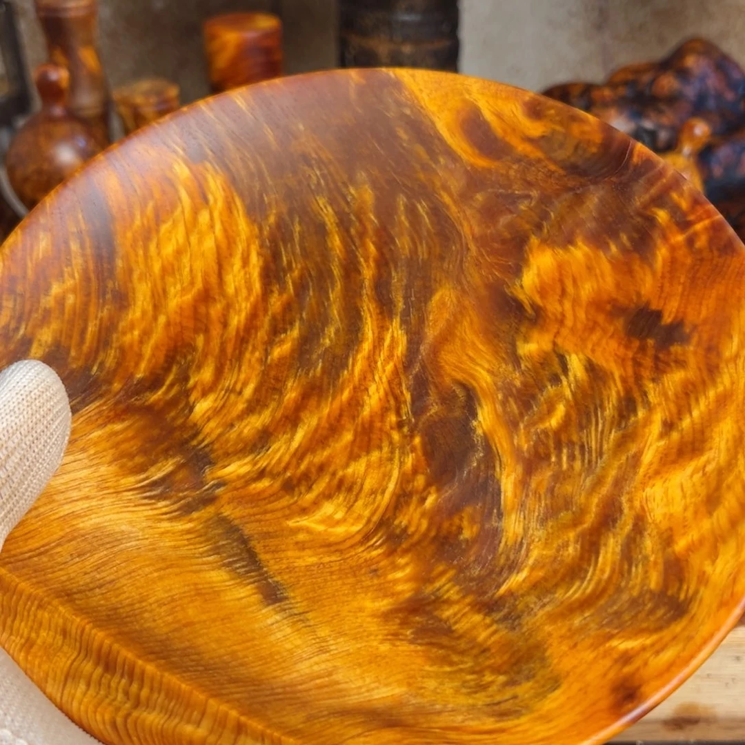 闻***悦松木（琥珀木）无事牌微瑕