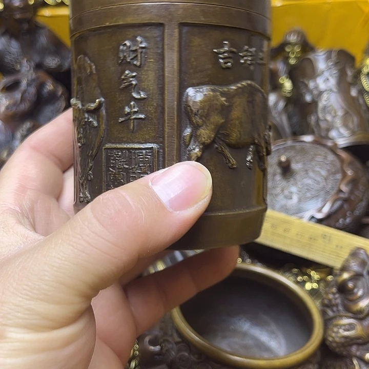 诚信经营精美铜器