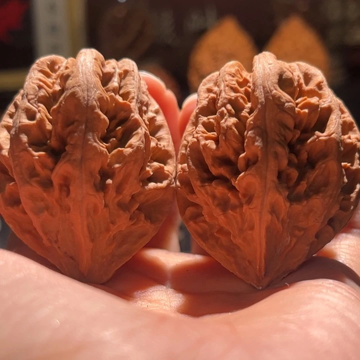 文玩核桃吊坠娇美楸54