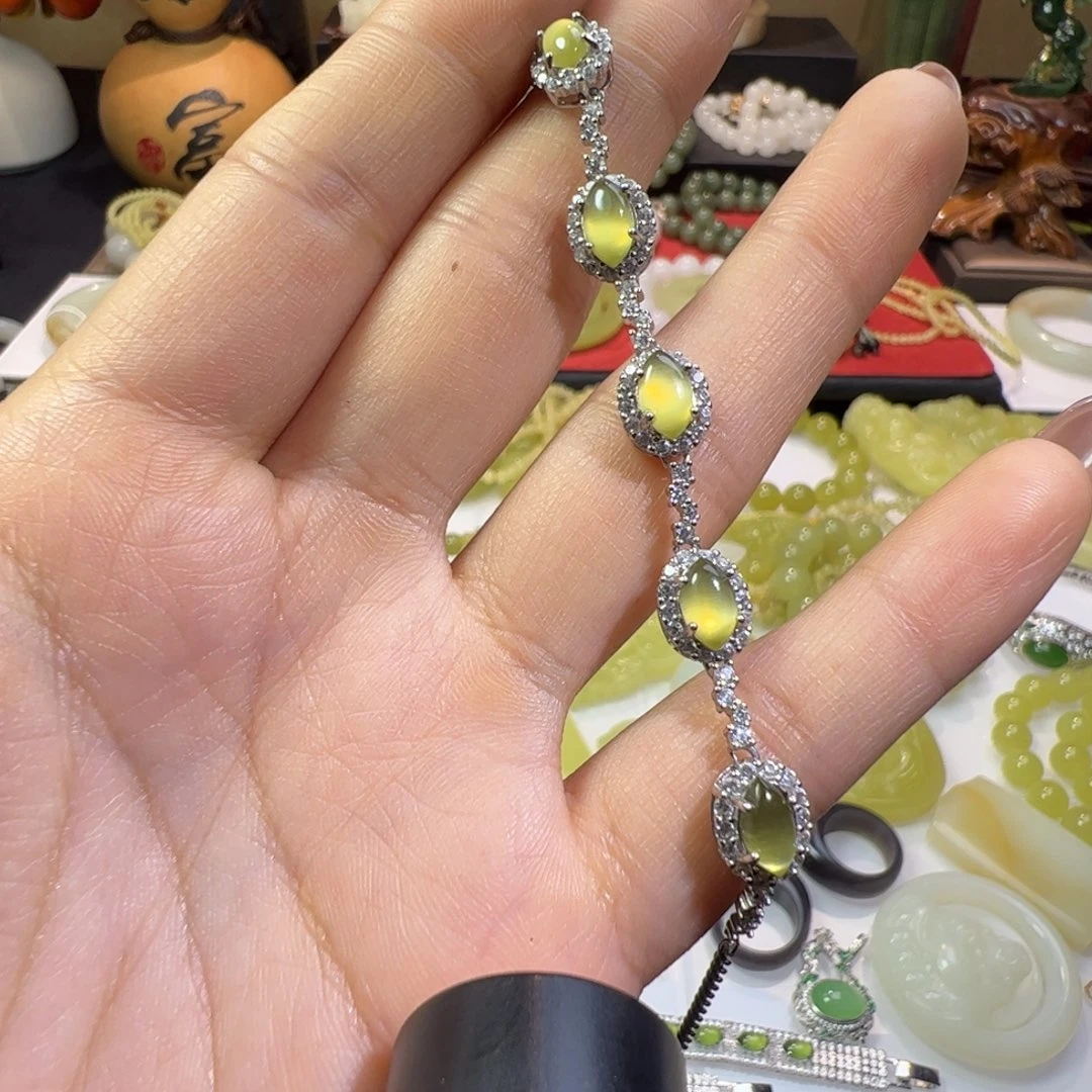 和田玉银S925镶嵌耳饰