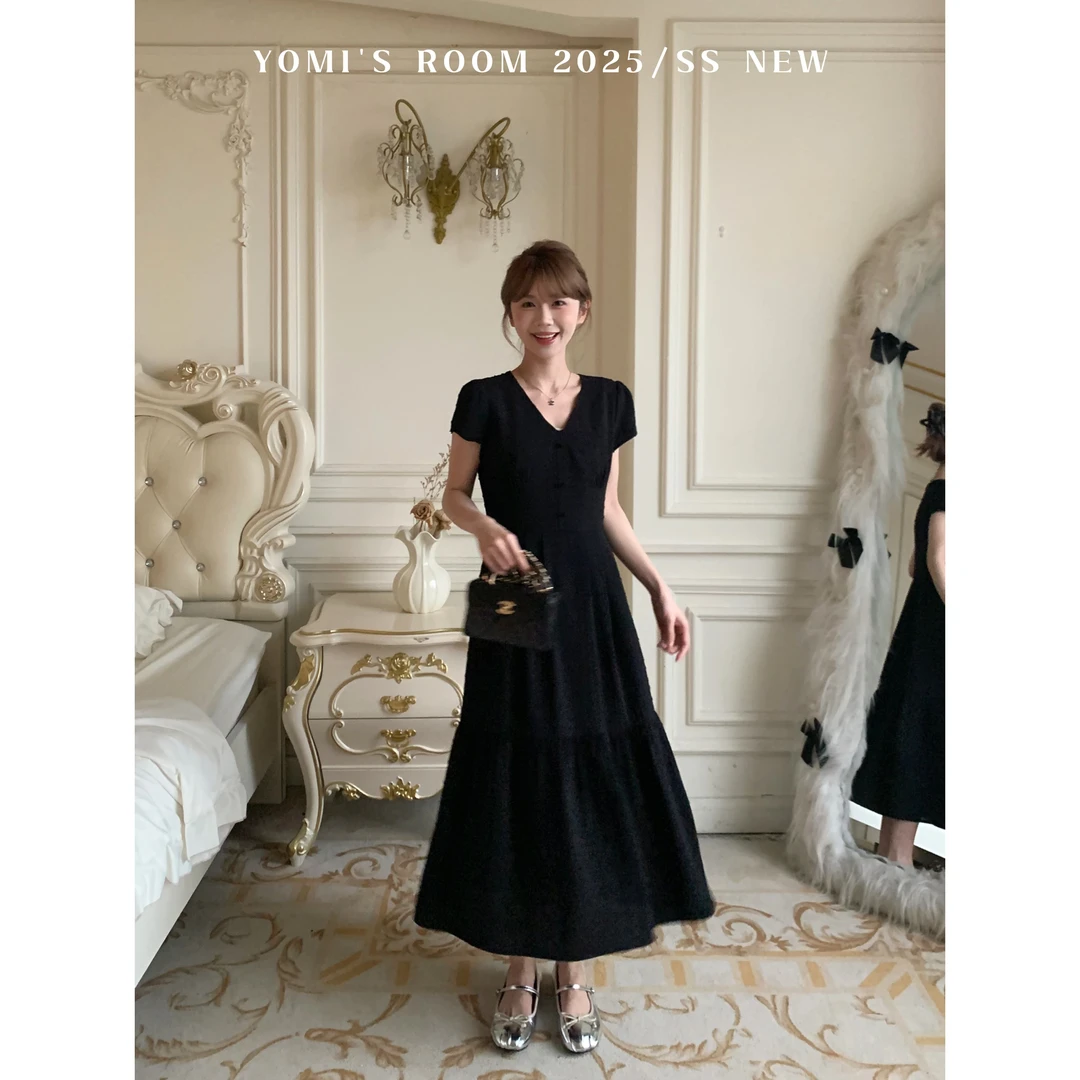 【现货】YOMI小个子【淡人美学】V领经典赫本小黑裙夏季显瘦连衣裙