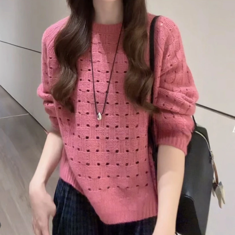 秋季氛围感宽松超好看长袖针织衫女2025新款慵懒套头圆领镂空毛衣