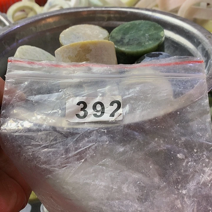 蛇纹石玉珠宝半成品未镶嵌独**剑