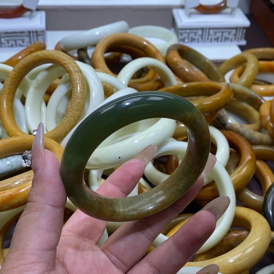 合金蛇纹石玉手镯