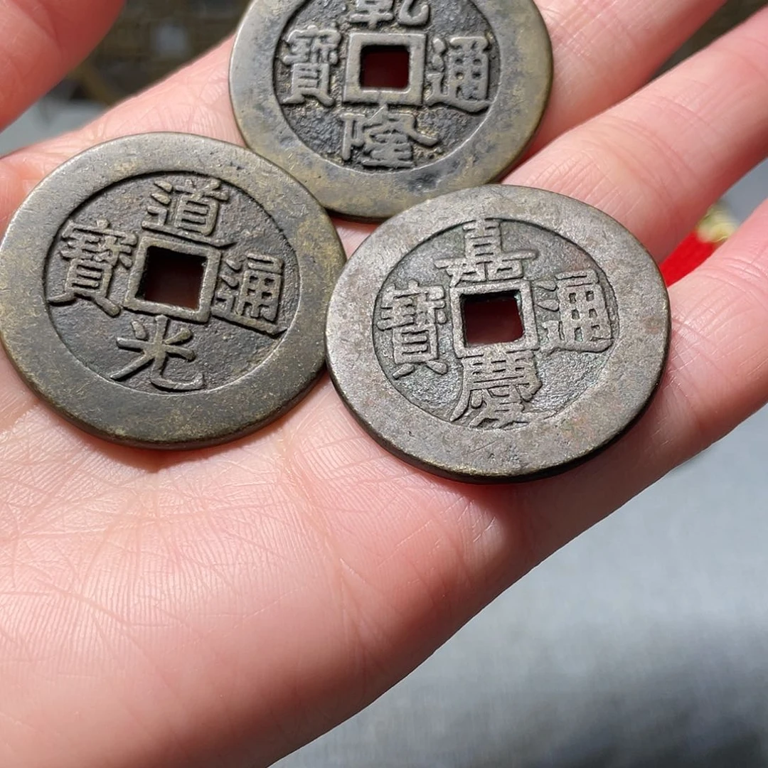 铜铁合金类白*现代工艺品摆件工艺品