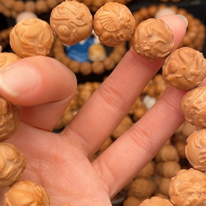 手串文玩核桃?**?