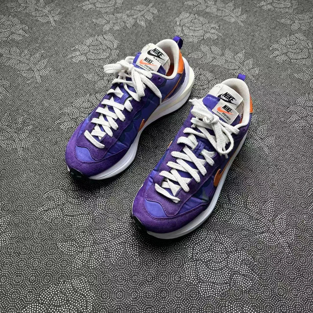 40.5码休闲鞋 Sacai x Nike 紫金配色 95新配盒