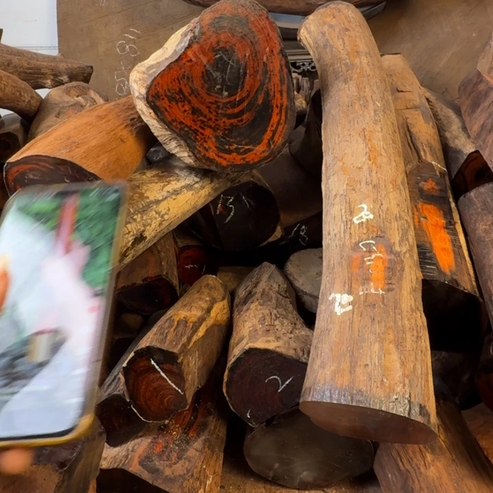 黄***狮木大红酸枝加工定制