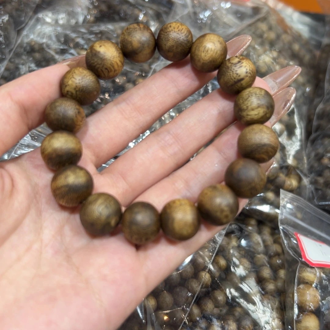 沉香碎屑沉香奇楠沉香老料ghoojj1.4