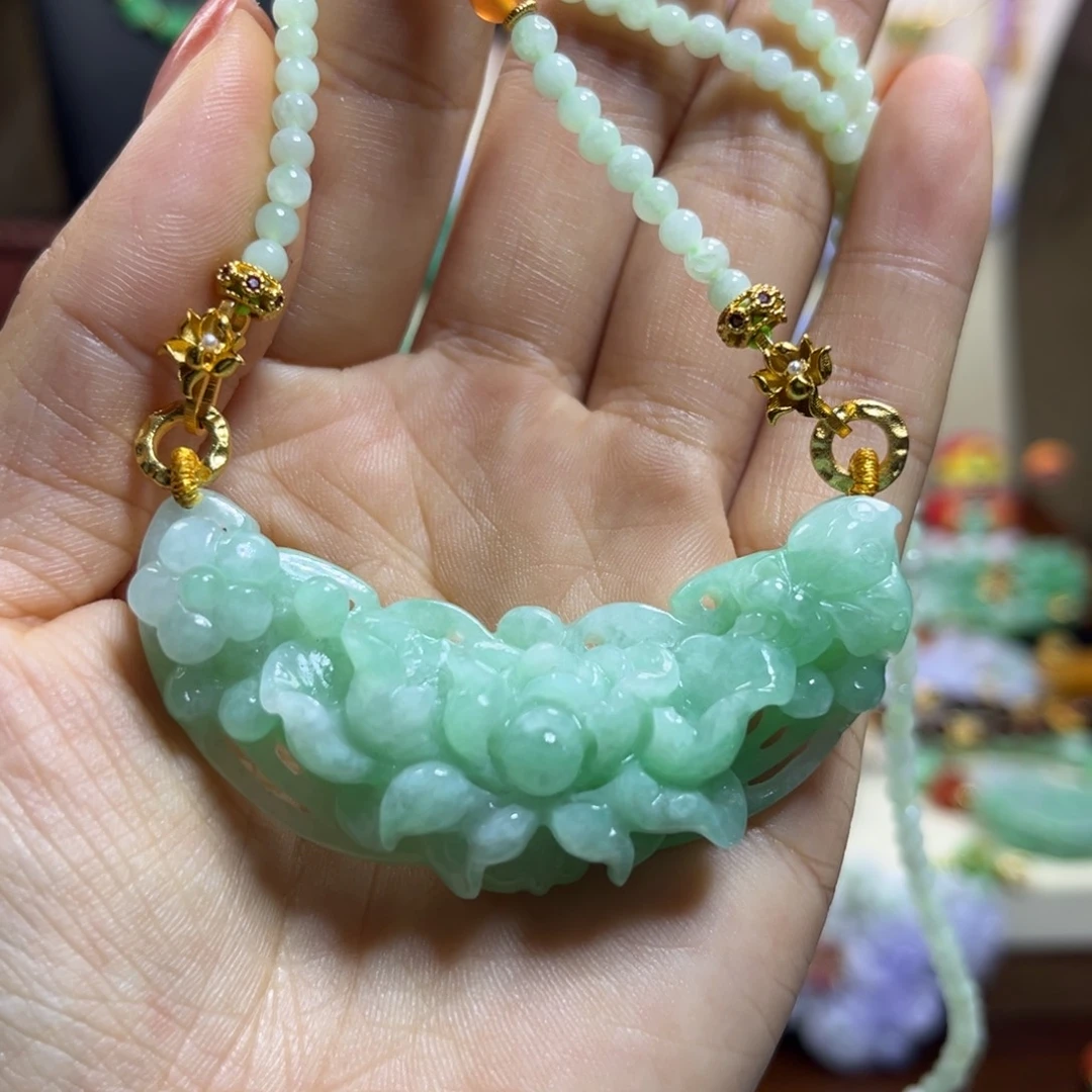 翡翠未镶嵌颈饰天然翡翠