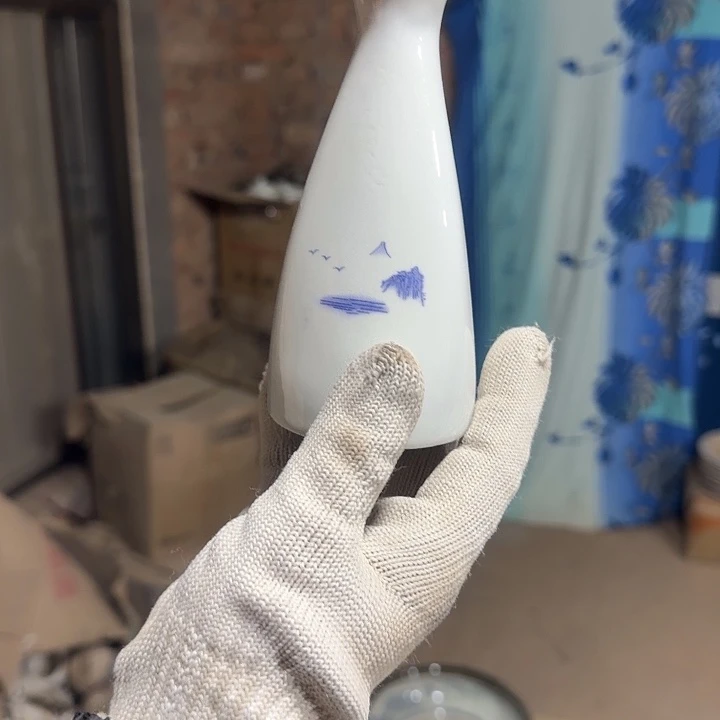 库存微瑕温酒壶一个