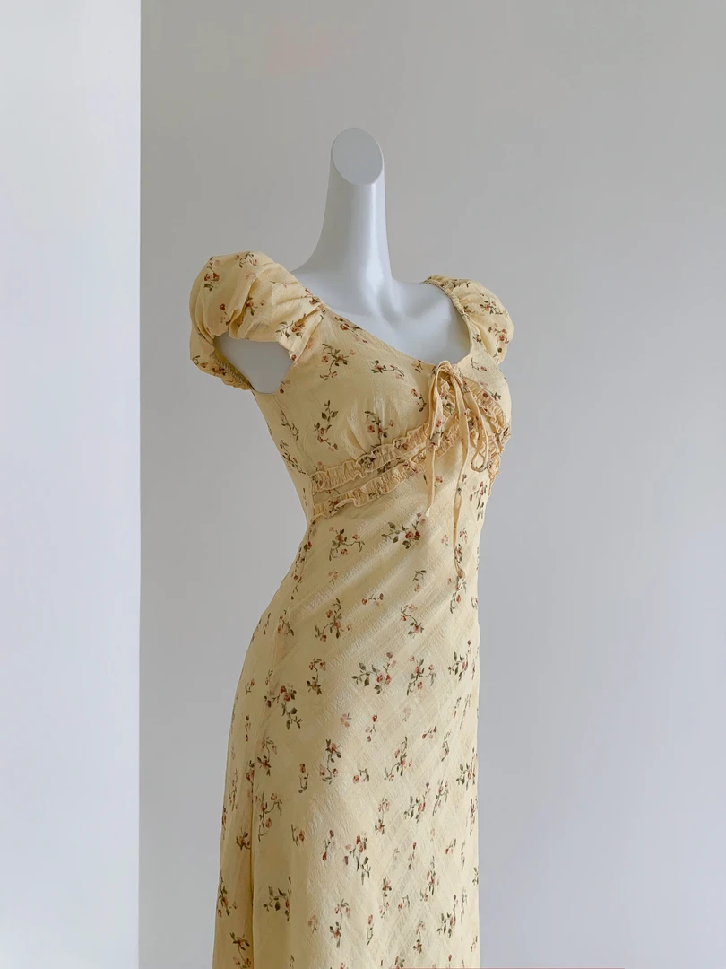 【浪漫小花】夏季女法式气质赫本风绝美超好看温柔连衣裙长裙子碎花