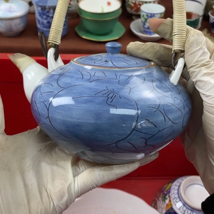 他家瓷器真美…开播了