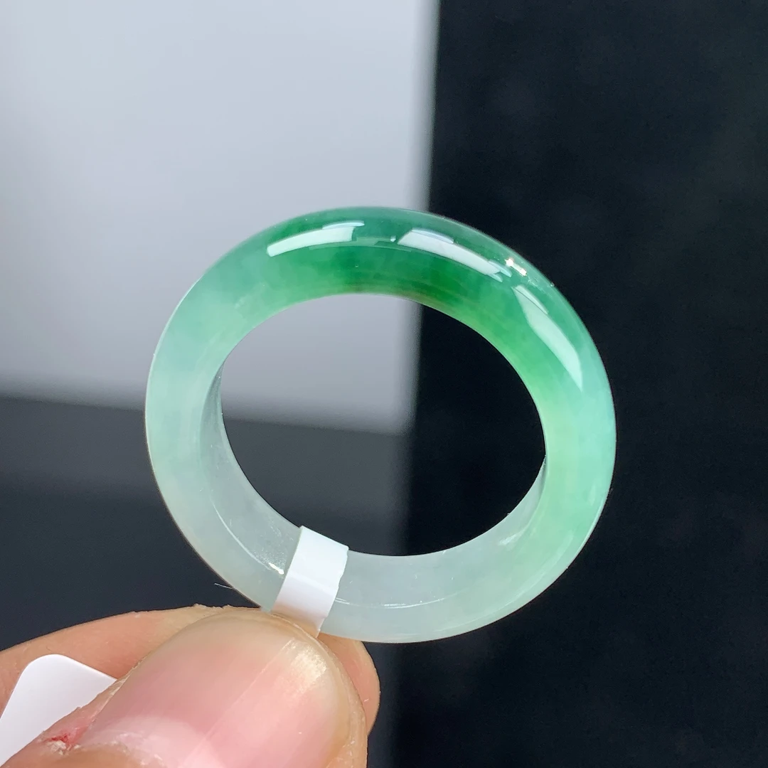 天然缅甸A货翡翠戒指18-19圈