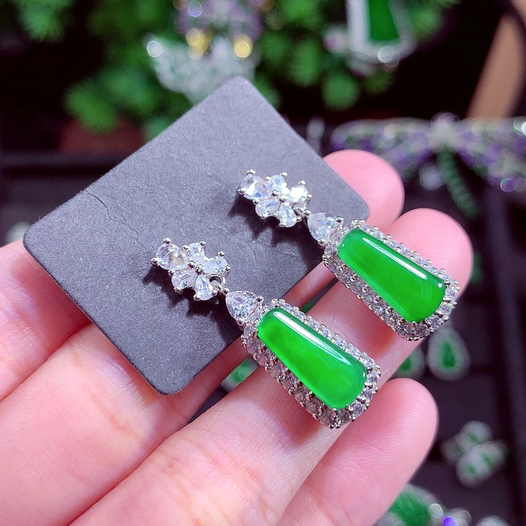 颈饰未镶嵌翡翠天然