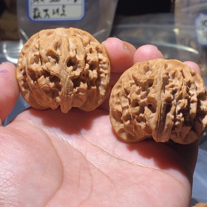 浅***雨文玩核桃吊坠43全品苹果