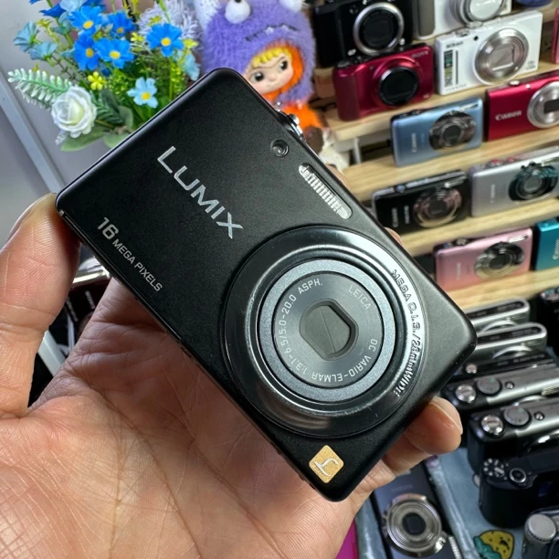 95新 Panasonic/松下 fh7福利款1600万像素4倍光学变焦冷白复古