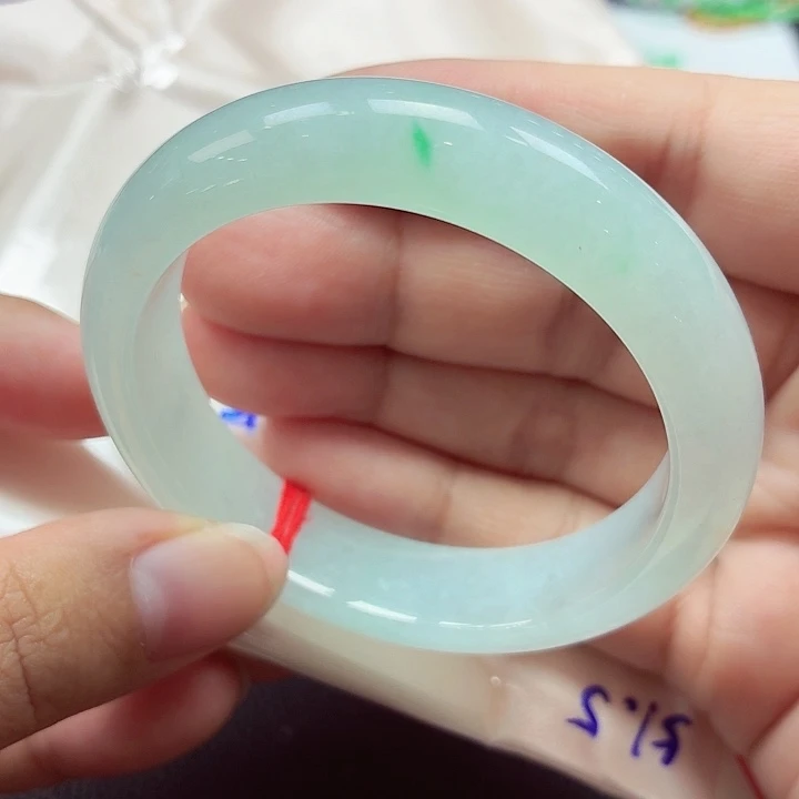 翡翠未镶嵌手镯天然缅甸A货翡翠