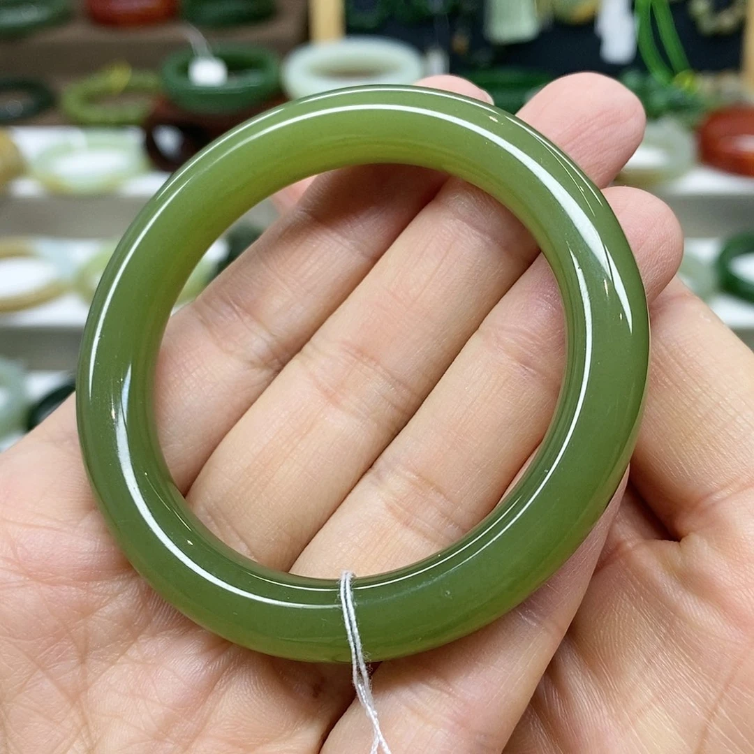 【闪购商品】未镶嵌手镯和田玉熙****y