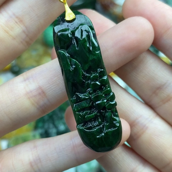 颈饰未镶嵌翡翠吊坠