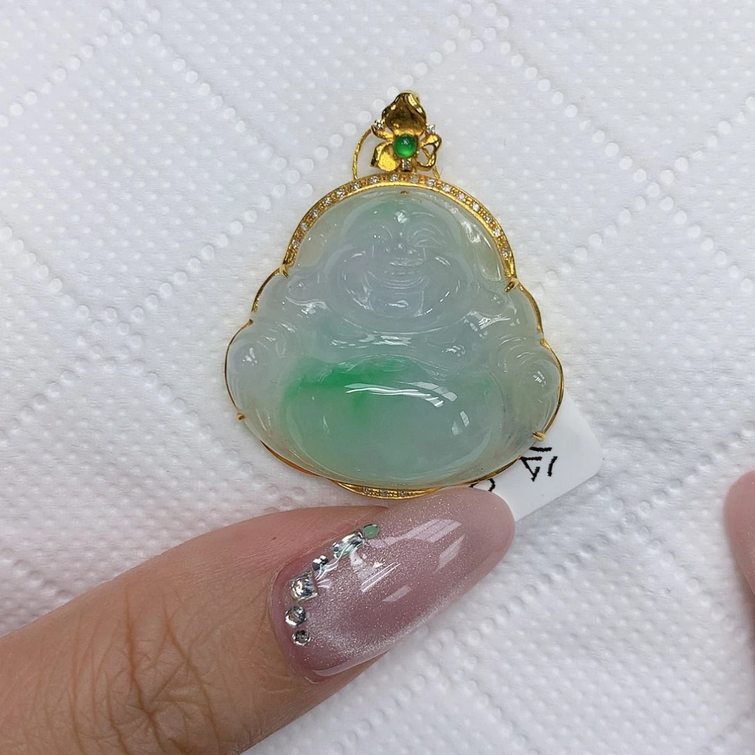 颈饰18K金镶嵌翡翠