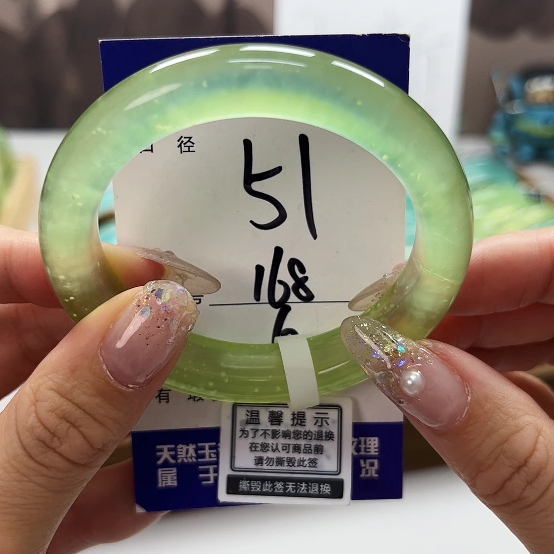 不***羔蛇纹石玉未镶嵌手镯