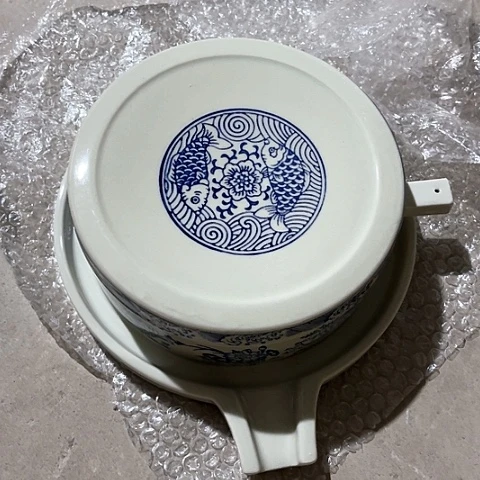 微瑕，不能明火，口径20高度5青花