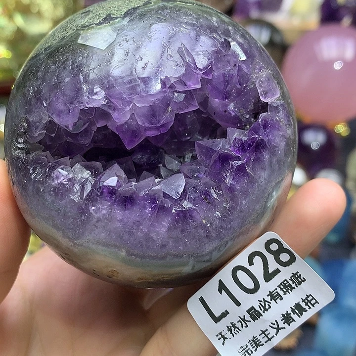 未镶嵌水晶珠宝半成品