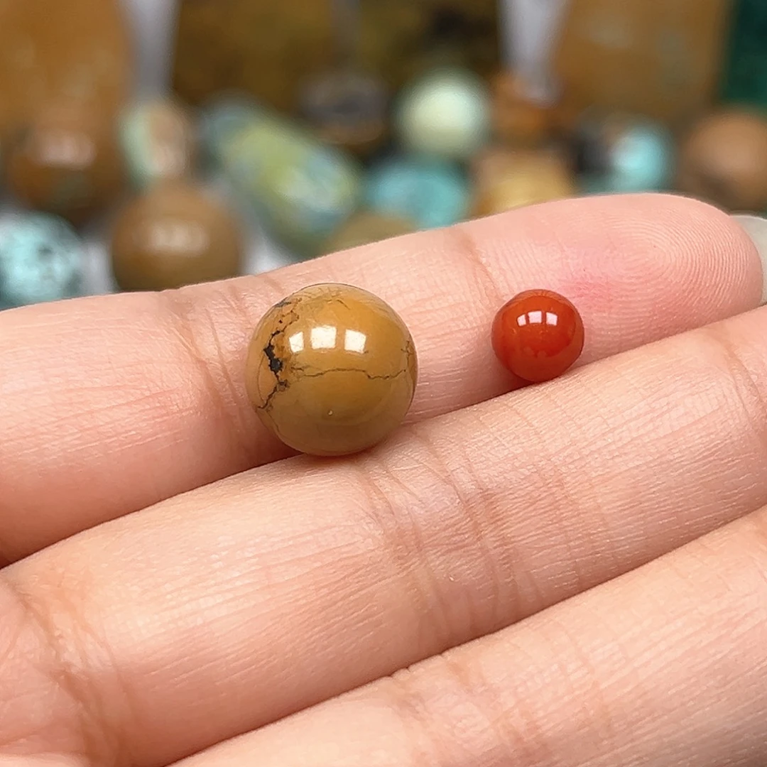 马****南红玛瑙未镶嵌珠宝奇石