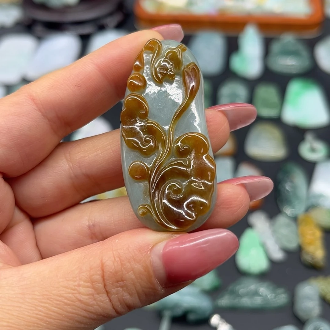 【闪购商品】翡翠颈饰未镶嵌福在眼前