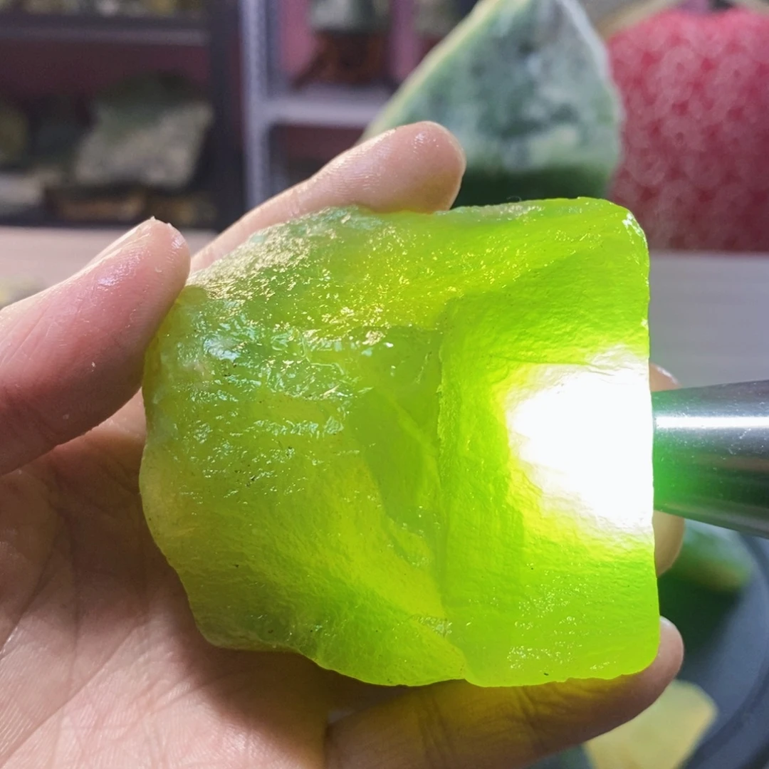 蛇纹石玉未镶嵌岫玉原石蛇纹石玉